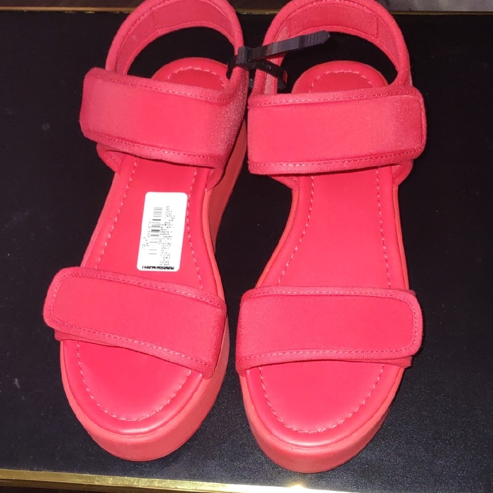 TWOOBS Red Platform Sandals